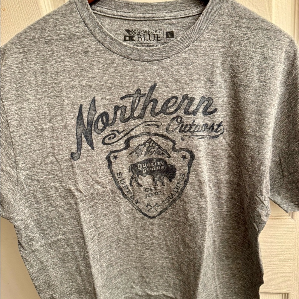 Newport Blue Graphic Heather T-Shirt- Gray, L